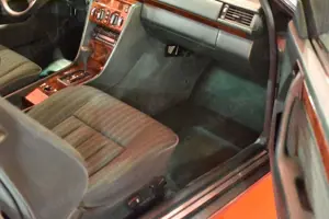 Mercedes-Benz CE 220 COUPÉ/150PS/AUT/H-KENNZEICHEN/SAMMLER/TOP Bild 5