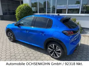 Peugeot 208 1,2 Pure Tech GT / Nav., Kamera, PDC, LED Bild 2