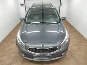 Kia Ceed SW / cee'd SW 1.6 GDI DREAM-TEAM KLIMA LED BC TEMP EURO-5 USB ZV Bild 5