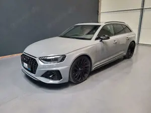 Audi RS4 2.9 TFSI quattro *TOP Ausstattung*