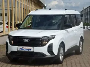 Ford Tourneo Courier 125PS Autm. Titanium  DAB+ PPS Bild 2