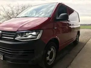 Volkswagen T6 Transporter 204PS/DSG/LED/Standheizung/Anhängerkupplung