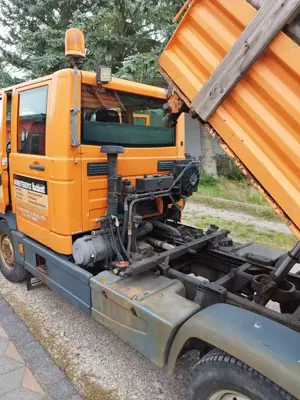 Iveco Others Multicar M 30 Fumo Doka Bild 4