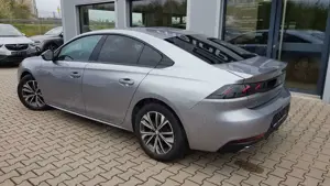 Peugeot 508 Allure Pack Puretech 130 Navi Kamera LED Bild 4