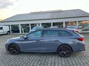 CUPRA Leon Sportstourer VZ 4Drive Cup LEDER BLAU Bild 3