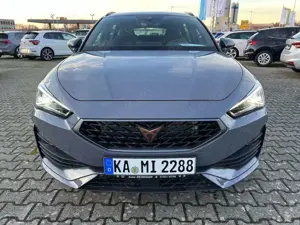 CUPRA Leon Sportstourer VZ 4Drive Cup LEDER BLAU Bild 2