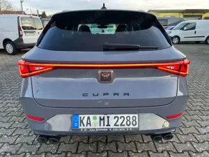 CUPRA Leon Sportstourer VZ 4Drive Cup LEDER BLAU Bild 5