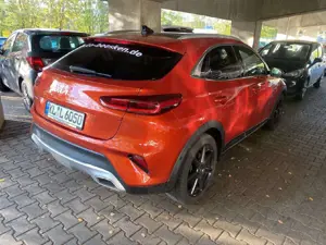 Kia XCeed Platinum Edition *AUTOMATIK*LEDER*NAVI*GLASDACH Bild 5