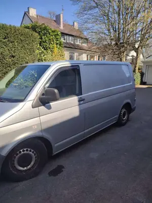 Volkswagen T5 Transporter Bild 2