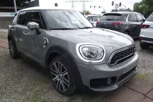 MINI Cooper SE Countryman Cooper All4 Hybrid Bild 4