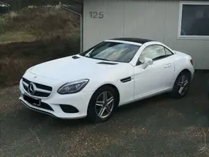 Mercedes-Benz SLC 200 SLC 200 9G-TRONIC