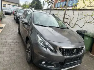 Peugeot 2008 Allure Festpreis Händler/Export Bild 3