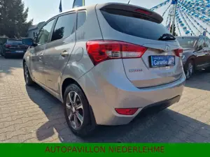 Hyundai iX20 1.6*Klima*Sitzhzg*PDC*Alu*Bluetooth*S-Heft* Bild 5