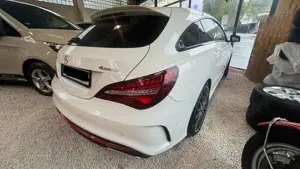Mercedes-Benz CLA 250 Shooting Brake 4-Matic AMG Paket Bild 3
