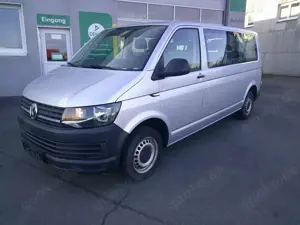 Volkswagen T6 Caravelle Lang Caravelle 1. Hand AHK Top 9 Sitze