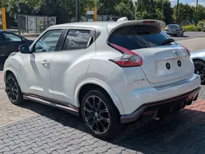 Nissan Juke Nismo RS 4x4 Navi. Temp. RFK. BT. Touch Bild 3