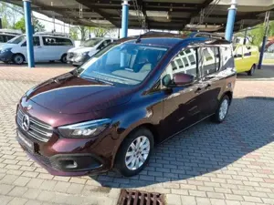 Mercedes-Benz T-Class T 180,NAVI,KAMERA,LED,SPUR,NP:43.790,-EURO