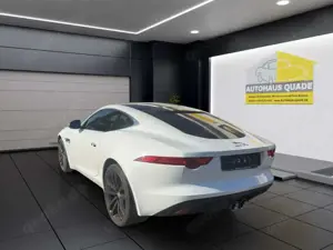 Jaguar F-Type Bild 3