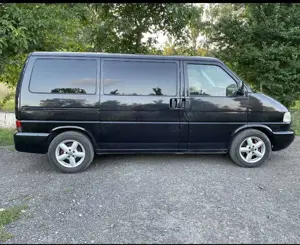 Volkswagen T4 Multivan Highline 2.5 TDI 151 PS Projekt Zwo Bild 4