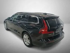 Volvo V60 B4 Core AHK ACC Standhzg Licht-Pkt Bild 4