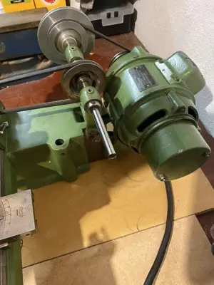 Lorch KD-50 Hochpräzisions-Uhrmacherdrehmaschine (8 mm) Bild 2