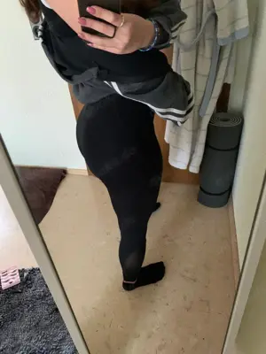 Heiße Bilder und Videos   