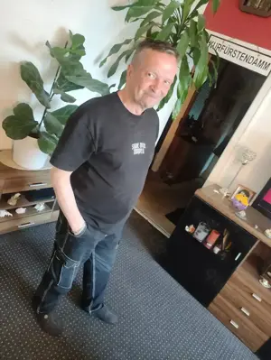 Möchte mit dir W Ordentlich Oralsex haben. Bild 9