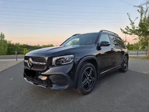 Mercedes-Benz GLB 220 AMG 4M 7-Sitzer ACC LED Panorama Burmester HeadUp,Carbon,Night Paket,Volleder Bild 3