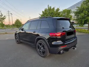 Mercedes-Benz GLB 220 AMG 4M 7-Sitzer ACC LED Panorama Burmester HeadUp,Carbon,Night Paket,Volleder Bild 5