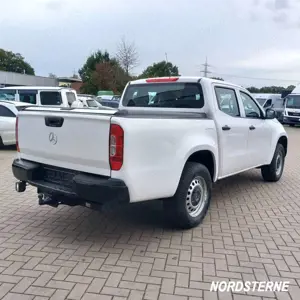 Mercedes-Benz X 250 X 250 d 4MATIC AHK Navigation Laderollo Bild 5