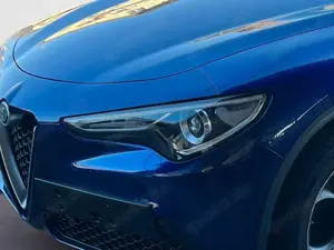 Alfa Romeo Stelvio TI 2.0 AT8 16V 280 PS AT8 Q4 NAVI/ASSIST Bild 5