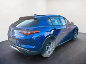 Alfa Romeo Stelvio TI 2.0 AT8 16V 280 PS AT8 Q4 NAVI/ASSIST Bild 3