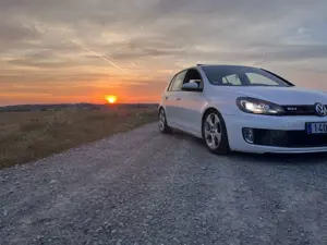 Volkswagen Golf GTI 2.0 TSI DSG