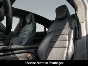 Porsche Taycan Turbo BOSE Panoramadach Surround-View LED Bild 5