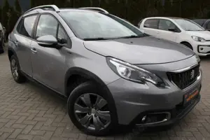 Peugeot 2008 Signature Aut. Klima/Navi/CarPlay/PDC/Tempo