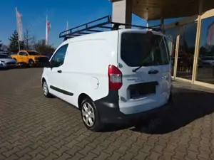 Ford Transit Courier Kasten 75PS LKW Audio15 Bild 4