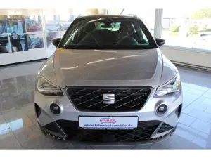 SEAT Arona Xcellence Beats FR Line*APPLE CAR PLAY*SHZ* Bild 2