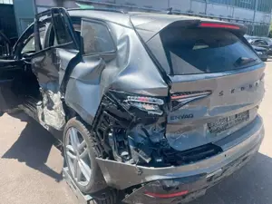 Skoda Enyaq 80 x Sportline SmartLink LED AHK PDC Klima Bild 4