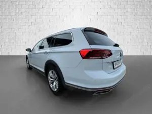 Volkswagen Passat Variant 2.0 DSG-Alltrack 4Motion Diesel Bild 3