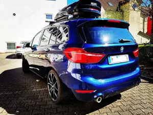 BMW 218 218 d Gran Tourer Advantage mit Dachbox Bild 2