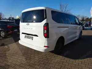 Ford Tourneo Custom 9Sitz Aut L2 Titanium NEUES MODEL Bild 5