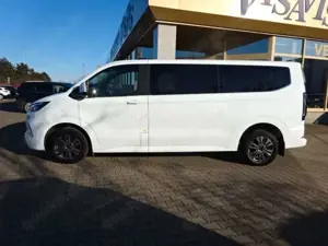 Ford Tourneo Custom 9Sitz Aut L2 Titanium NEUES MODEL Bild 3