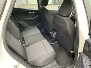 BMW 216 216 i Bild 5