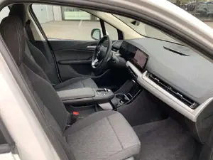 BMW 216 216 i Bild 4