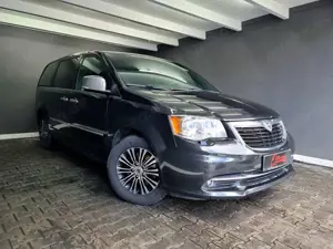 Lancia Voyager S 2,8 CRD, 7 SITZER, R-KAMERA, NAVI, PARKTRONIK Bild 3