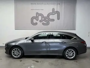 Mercedes-Benz CLA 220 /NAVI/LED/AHK/