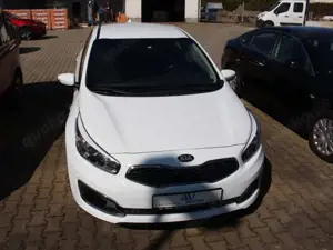 Kia Ceed / cee'd 1.4 CVVT Edition 7 Bild 2