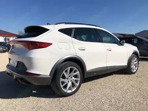 CUPRA Formentor Basis e-Hybrid,NAVI,LED,ACC,SHZ,DAB.PDC Bild 4 CUPRA Formentor Basis e-Hybrid,NAVI,LED,ACC,SHZ,DAB.PDC Bild 4