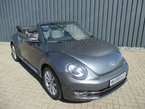 Volkswagen Beetle Cabriolet Design  1,2l 77kw 6-Gang