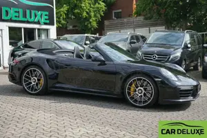 Porsche 991 Turbo S Cabriolet TECHART 640PS*SCHALENSITZ* Bild 2